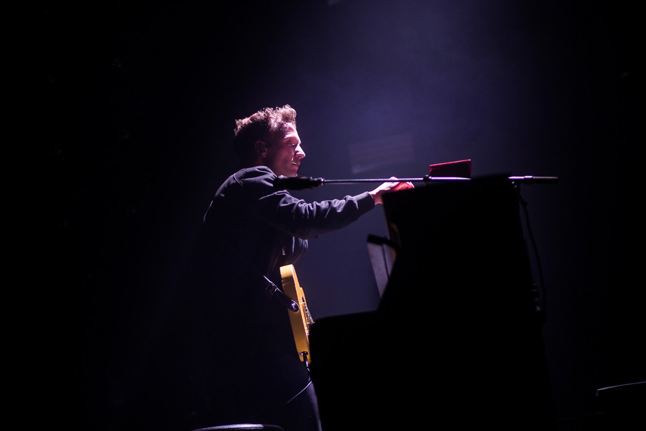 Mit neuem Songmaterial back on stage. – Joris.