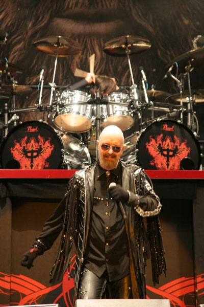 Judas Priest – Vor allem Halford ist vom Alter gezeichnet. – 