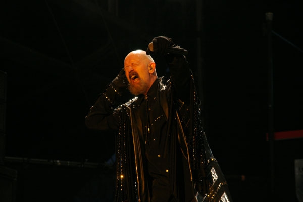 Judas Priest – Vor allem Halford ist vom Alter gezeichnet. – 