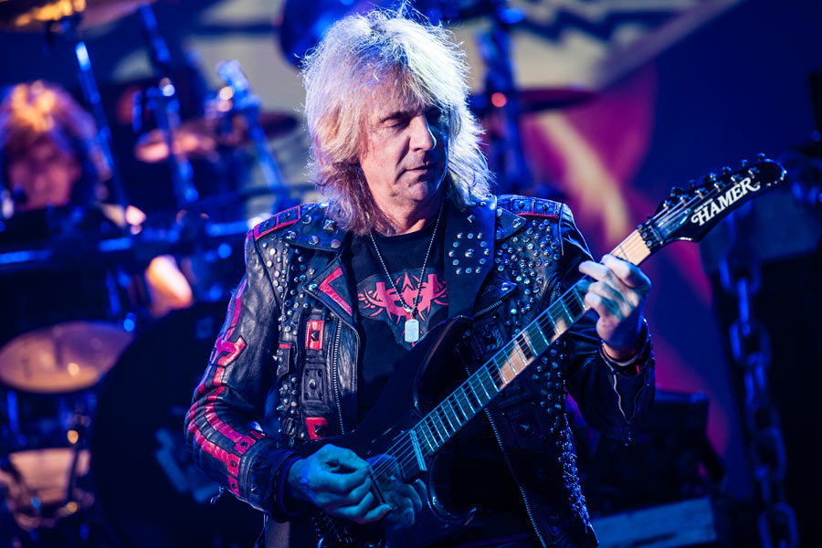 Judas Priest – Die Metal-Urviecher in Düsseldorf. – Glenn Tipton.