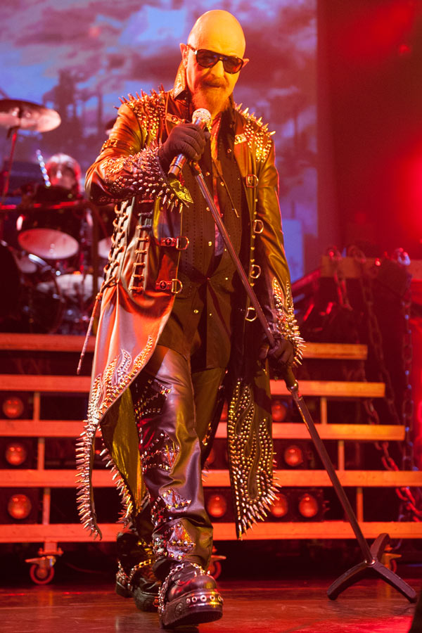 Judas Priest – Die Metal-Urviecher in Düsseldorf. – Rob Halford.