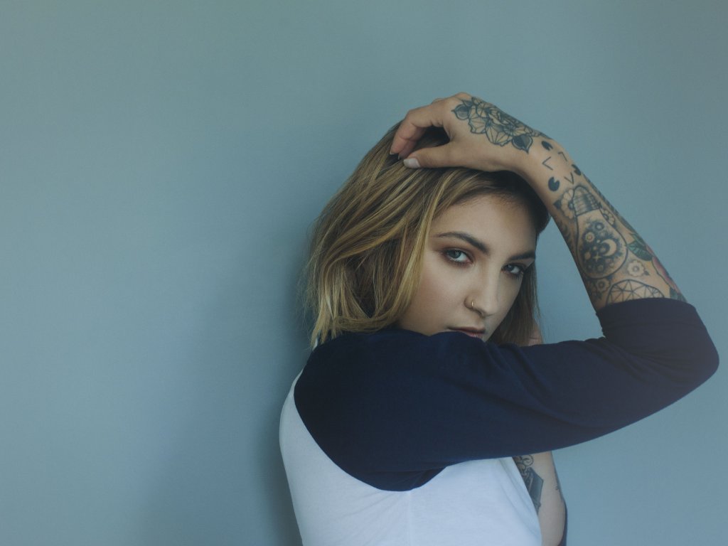 Julia Michaels