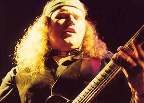 Julian Sas