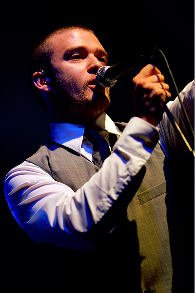 Justin Timberlake – Zwei Monate bevor das neue Album erscheint, besuchte Justin die Rheinmetropole. 2000 Fans feierten ihn. – 