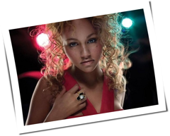 Kat DeLuna