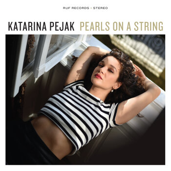 Katarina Pejak - Pearls On A String Artwork