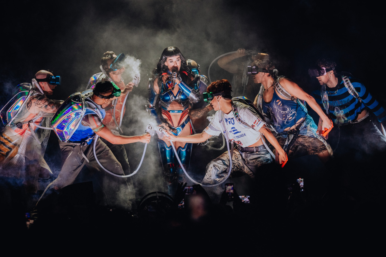 Katy Perry – Katy Perry.