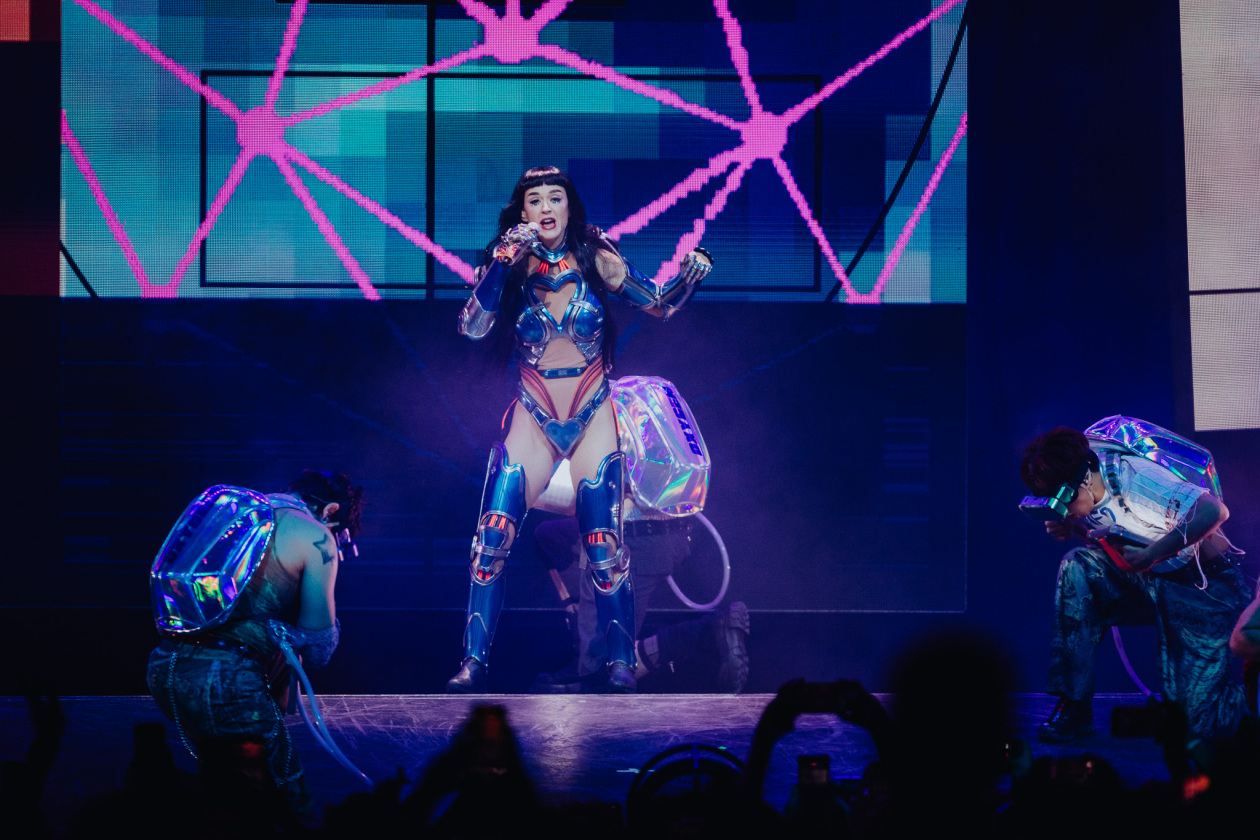 Katy Perry – Katy Perry.