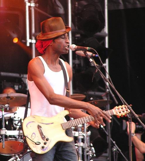 Keziah Jones – Live in St. Gallen 2004 – 