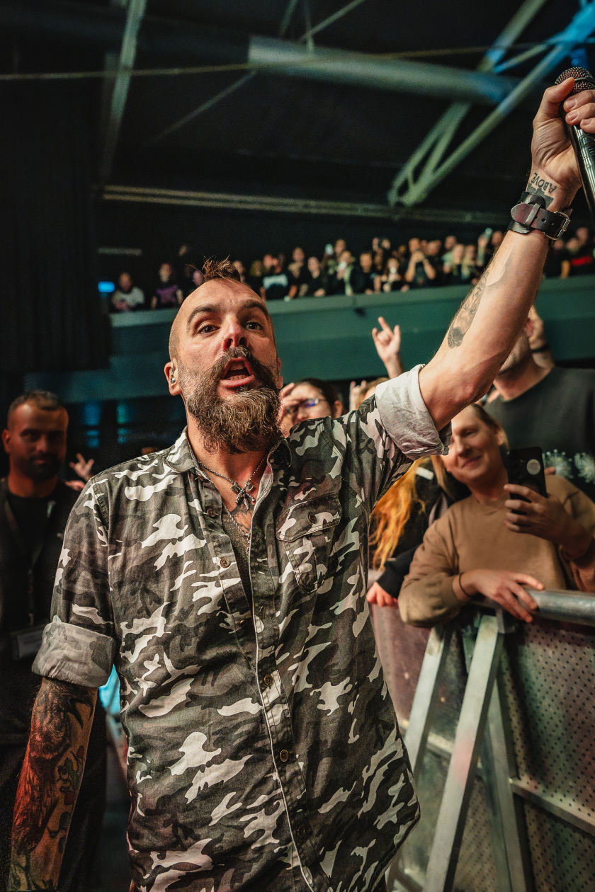 Killswitch Engage – Metalcore-Madness aus sen Staaten: Die Halle bebt. – Jesse Leach.