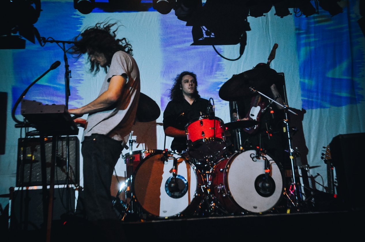King Gizzard & The Lizard Wizard – Der König in Köln: live und zum Anfassen. – Mackenzie und Cavanagh.