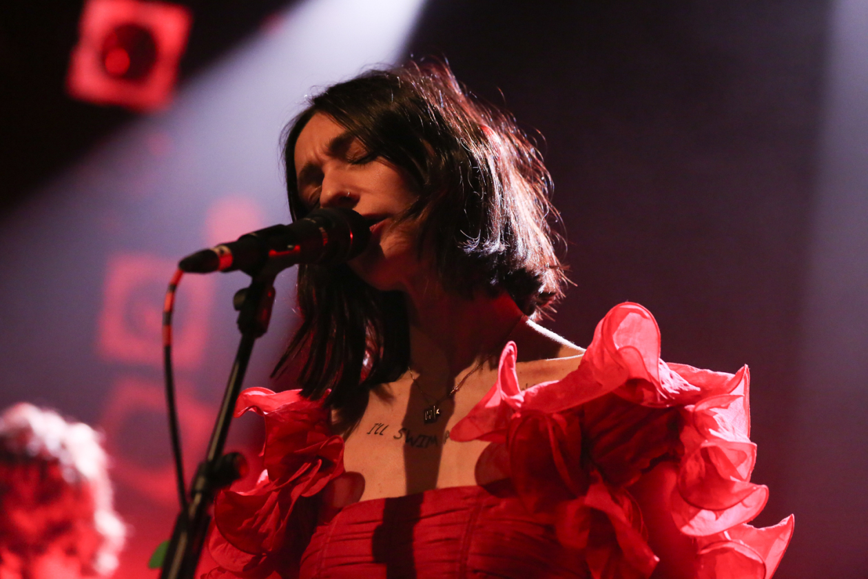 King Hannah – Straight from Liverpool: Indierock in wunderbar. – Hannah Merrick.