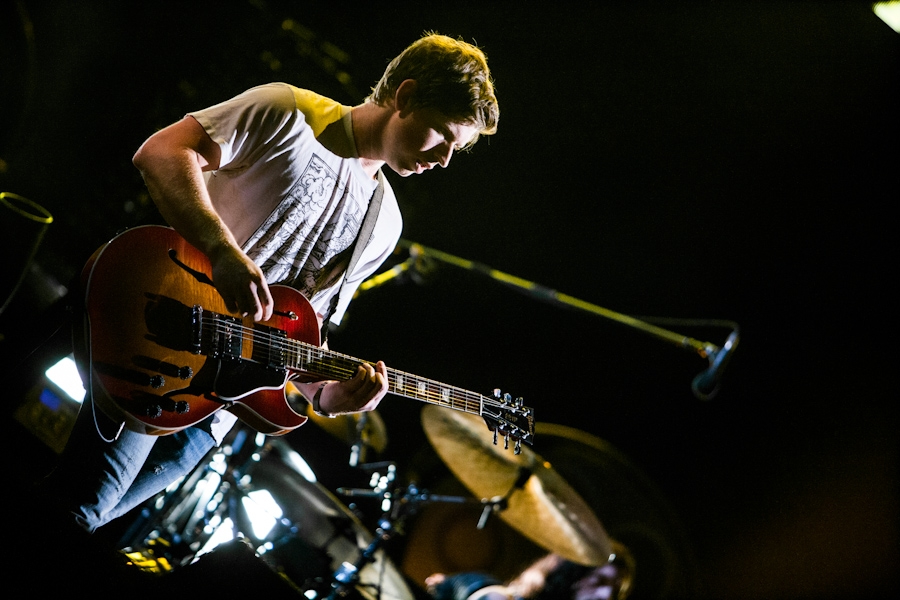 Headliner am Sonntag: Die Gebrüder Followill plus Cousin. – Kings Of Leon.