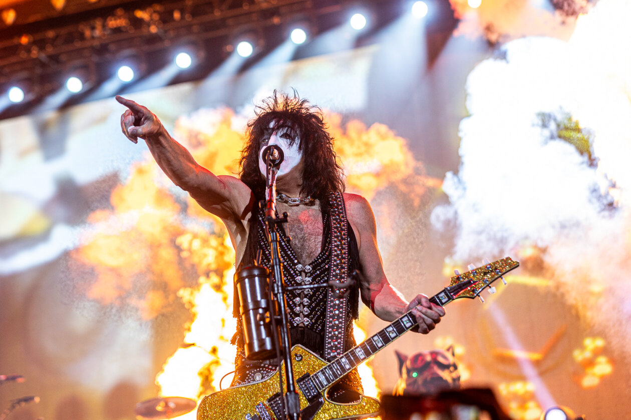 Guns N' Roses – 