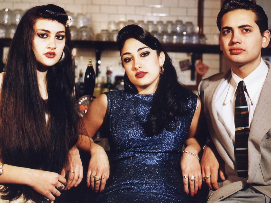 Kitty, Daisy & Lewis