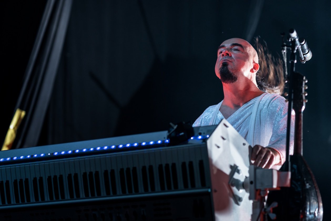 Knorkator – Stumpen, Alf Ator, Buzz Dee, Rajko Gohlke und  	Nick Aragua live im Kiez. – Alf Ator.