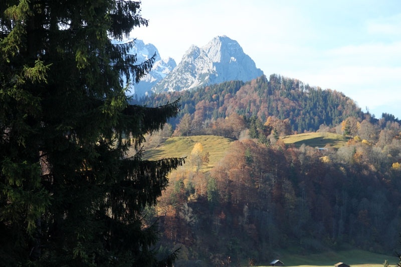 Eisbrecher – Frühmorgens der Blick vom Hotelbalkon.