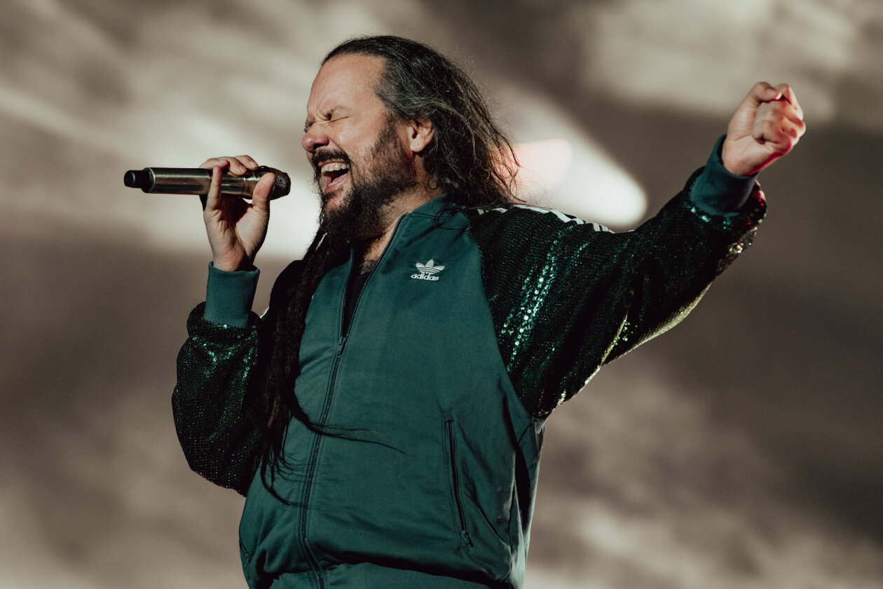 Die Amerikaner um Jonathan Davis gaben 2024 ihr Debüt auf dem Heiligen Acker. – Korn.