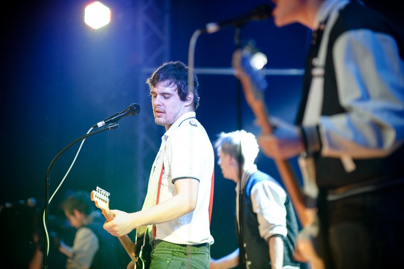 Die Partyindierocker in der Phönixhalle - und das TV war auch dabei. – Kraftklub.