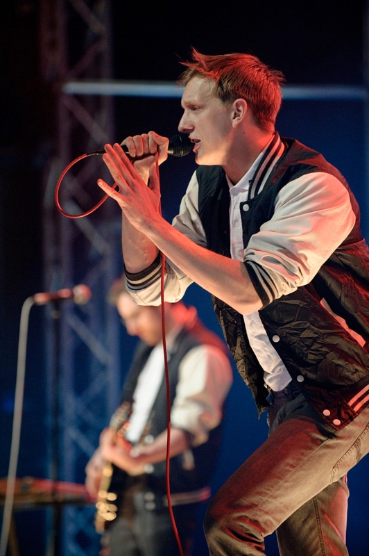 Kraftklub – Die Partyindierocker in der Phönixhalle - und das TV war auch dabei. – Indierocker.