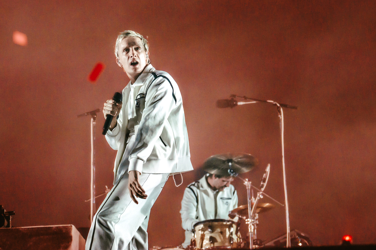 Die Chemnitzer waren einer der Festivalacts, auf die alle gewartet hatten. – Kraftklub.