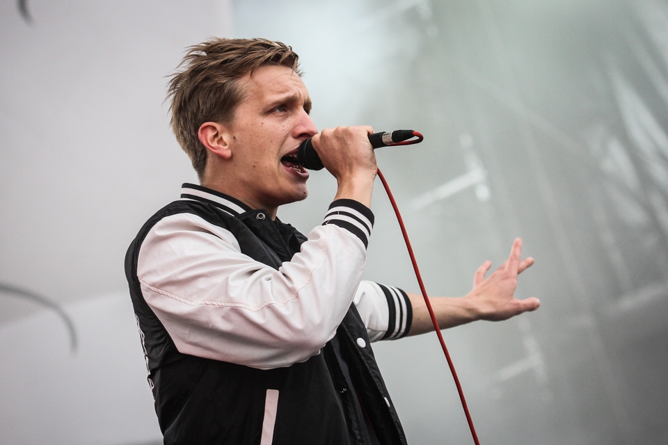 Beste Unterhaltung am Nachmittag. – Kraftklub beim Rock Am Ring 2013