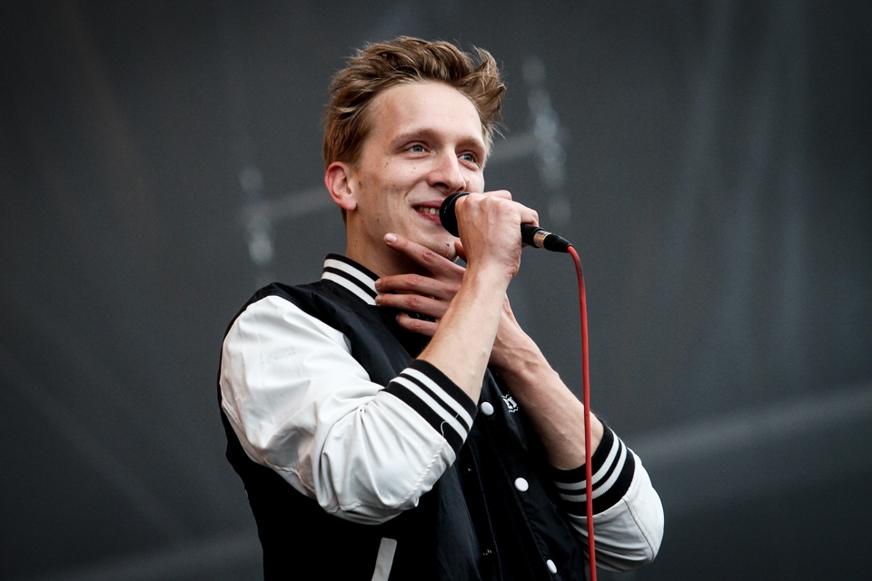 Beste Unterhaltung am Nachmittag. – Kraftklub beim Rock Am Ring 2013