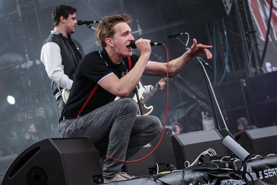 Beste Unterhaltung am Nachmittag. – Kraftklub beim Rock Am Ring 2013