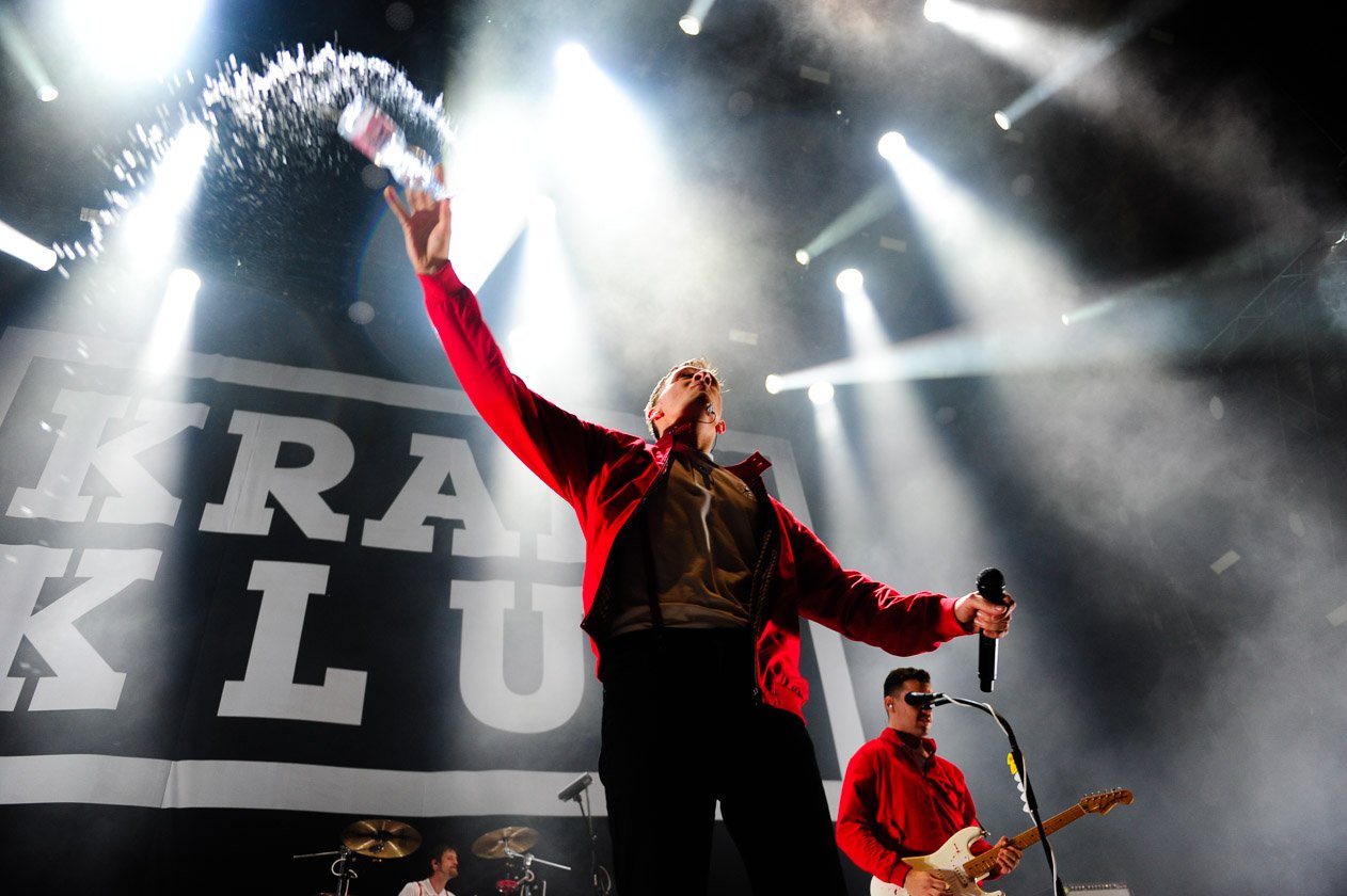 Ein Rock-Fest bei strömendem Regen. – Kraftklub am Ring.