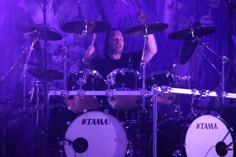 Auch mit geborgtem Equipment eine absolute Macht. – Kreator