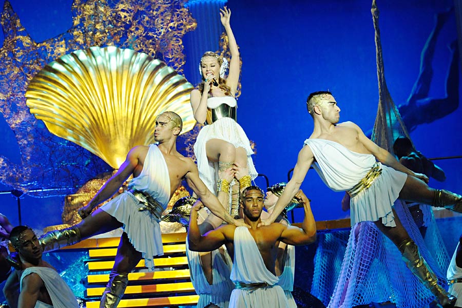 "Aphrodite – Les Folies" in Oberhausen, 2011. – Kylie Minogue