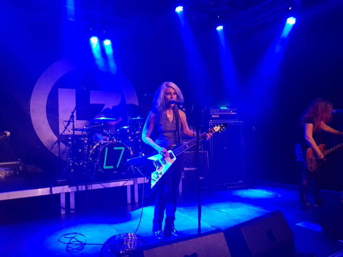 L7 – Beide Tracks kamen sehr gut an.