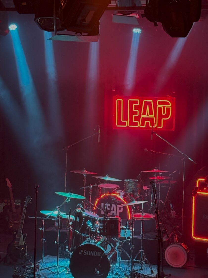Abriss zwischen Emo und Indie. – LEAP.