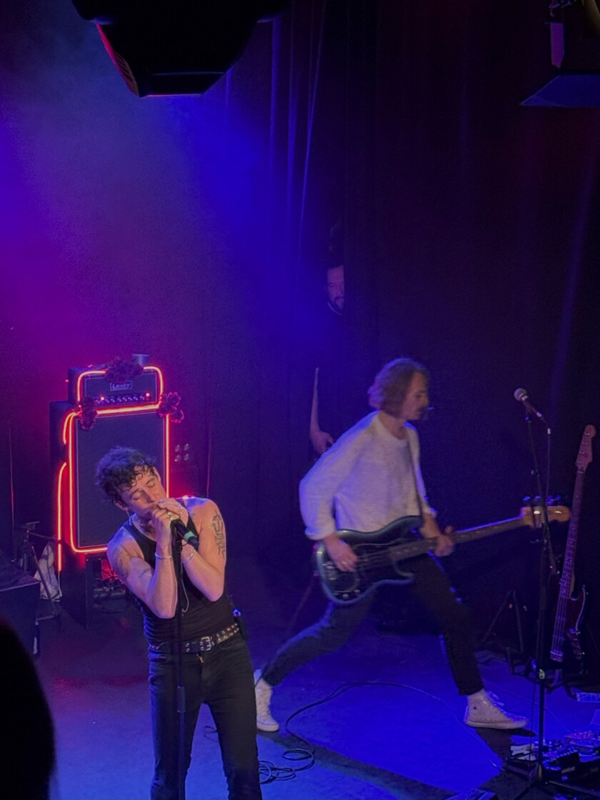 Abriss zwischen Emo und Indie. – LEAP.