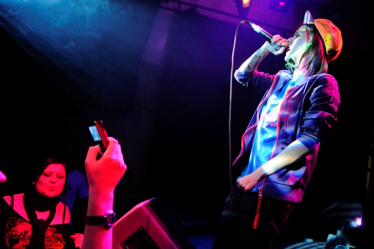 Lady Sovereign brachte gute Laune in die Domstadt mit. – Lady Sovereign in Köln.