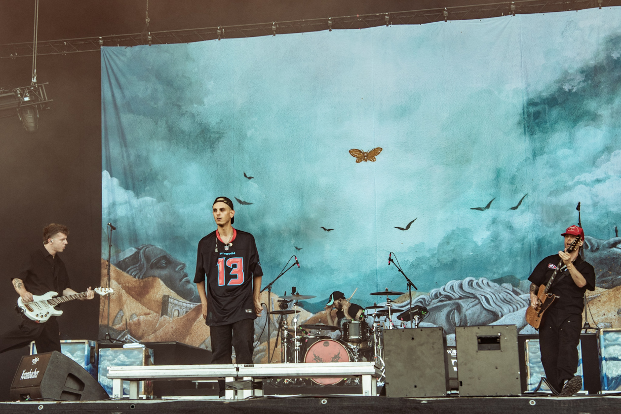 Die französischen Metalcore-Durchstarter lieferten auf dem Acker ab. – Landmvrks.