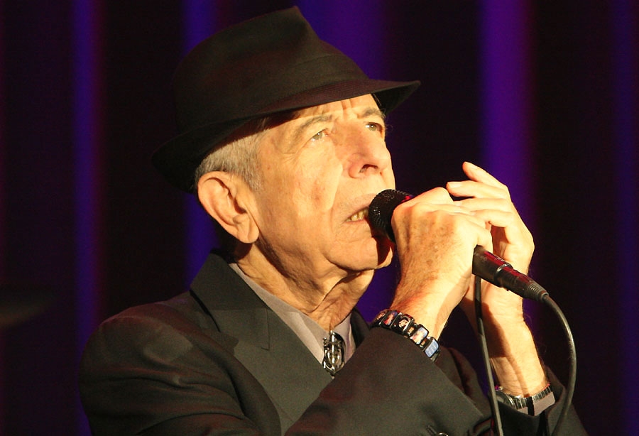 Gäsenhaut pur in der Schleyerhalle - und das drei Stunden lang. – Leonard Cohen.