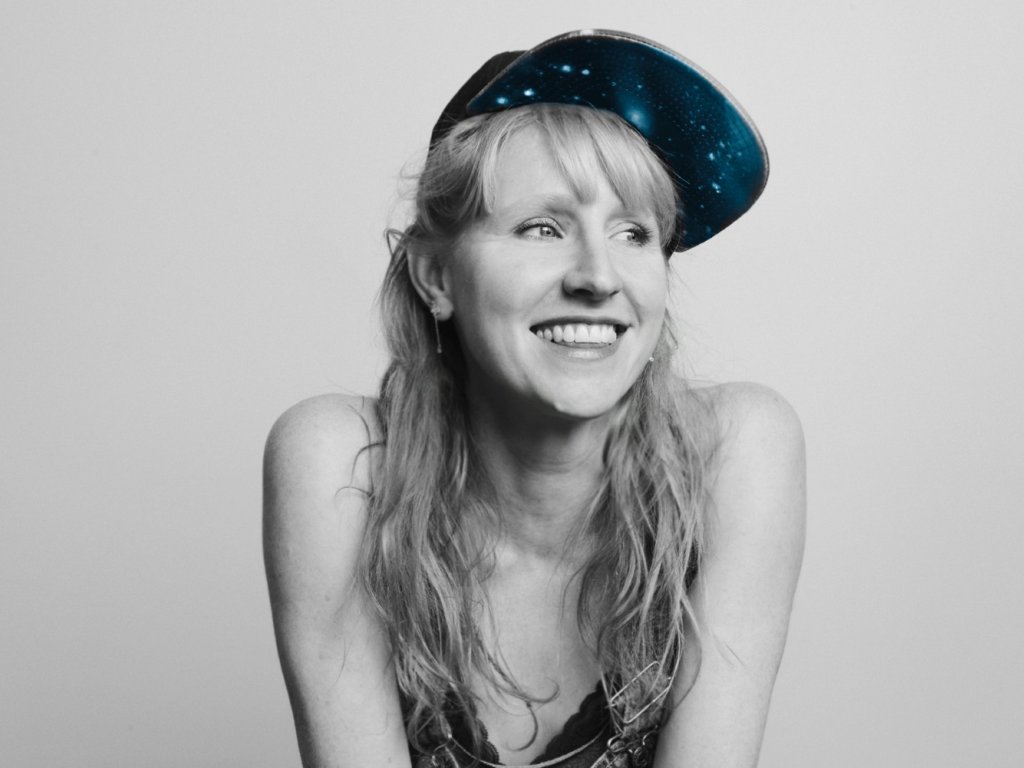 Lesley Kernochan