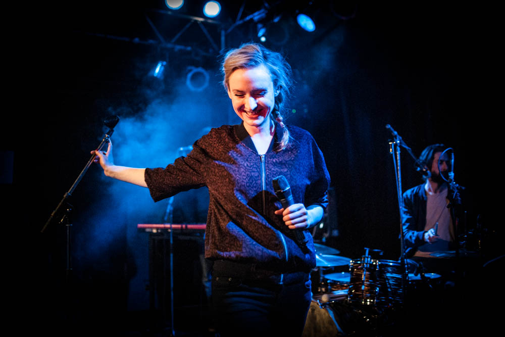 Werkstatt Köln, April 2013 - "Couldn't Care Less"? – Leslie Clio