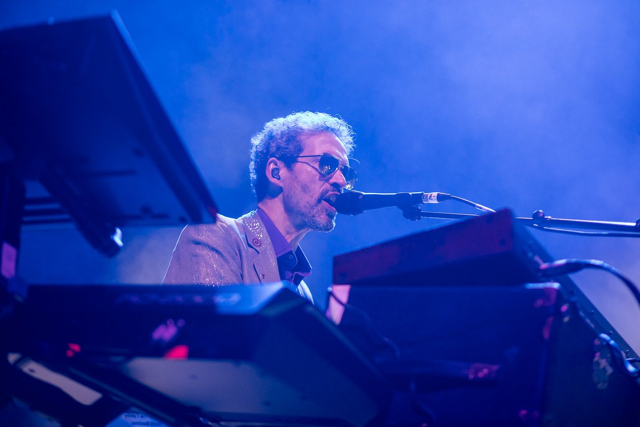 Mit Mark King zurück in die Achtziger. – Level 42.
