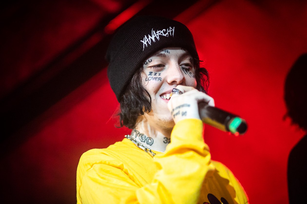 Der Protagonist des Internet-Hypes "Betrayed" stellt sein Debüt "Total Xanarchy" live vor. – Lil Xan.