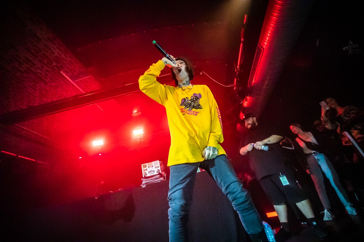 Der Protagonist des Internet-Hypes "Betrayed" stellt sein Debüt "Total Xanarchy" live vor. – Lil Xan.