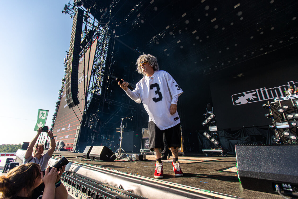 Kamen beim Publikum gut an: Fred Durst, Wes Borland und Band. – Limp Bizkit.