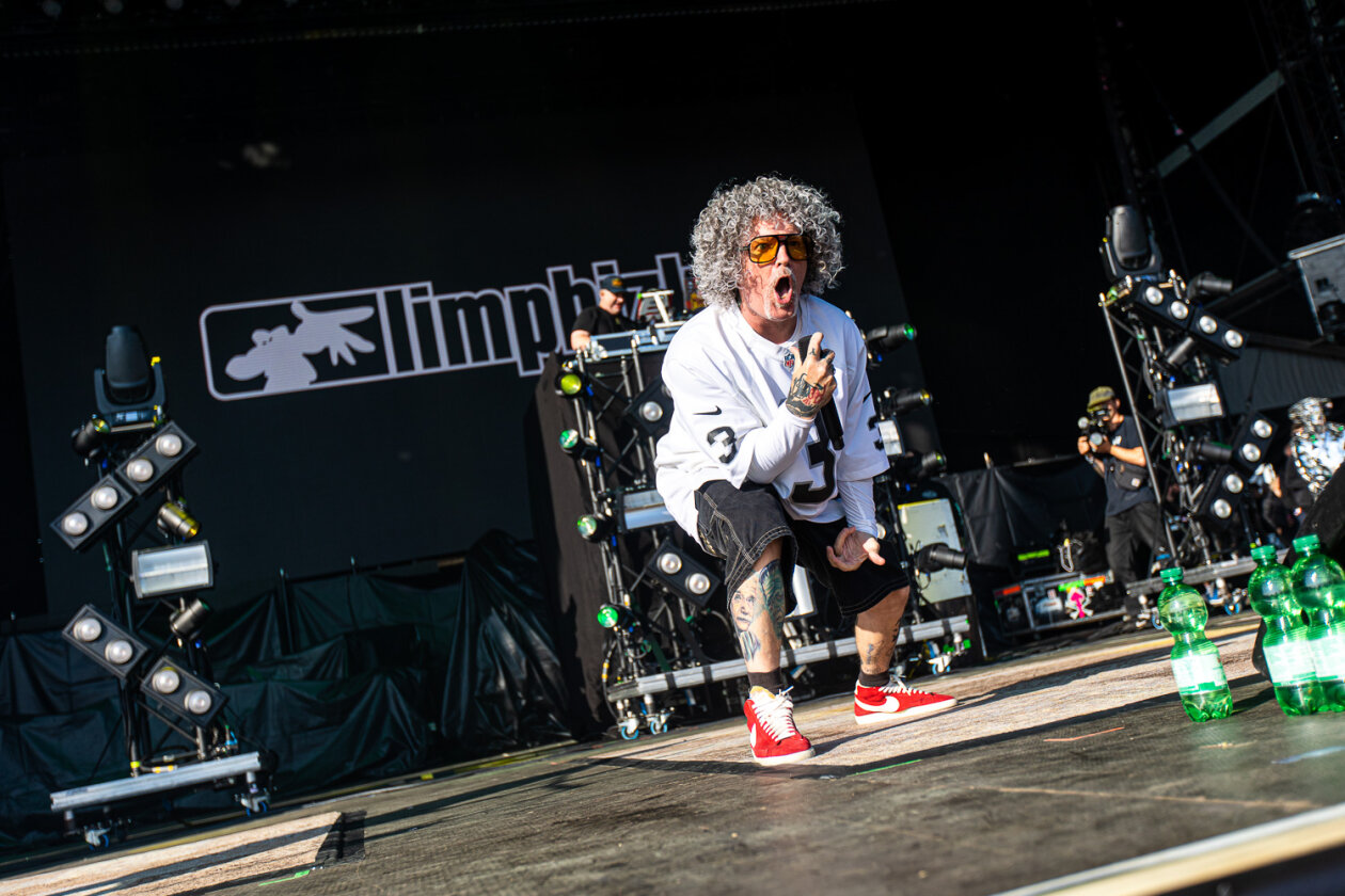 Kamen beim Publikum gut an: Fred Durst, Wes Borland und Band. – Limp Bizkit.