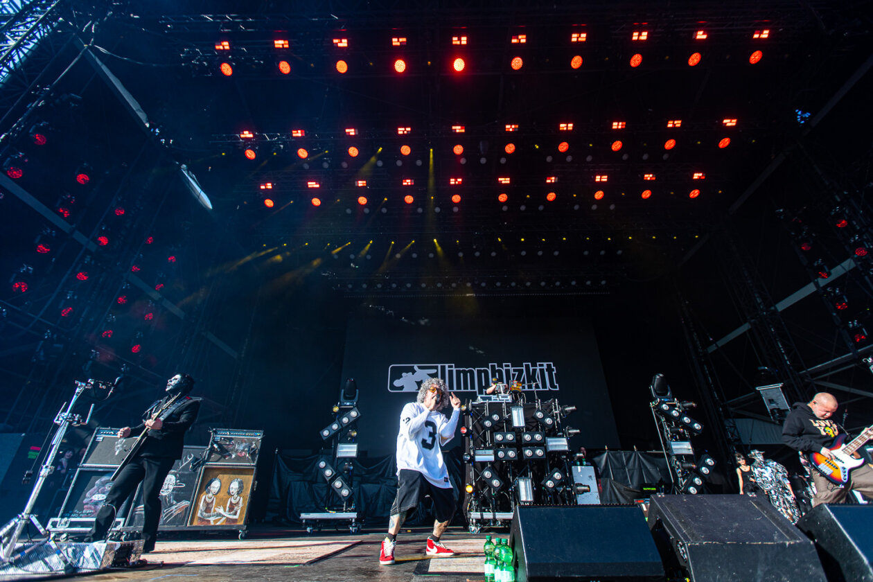 Kamen beim Publikum gut an: Fred Durst, Wes Borland und Band. – Limp Bizkit.