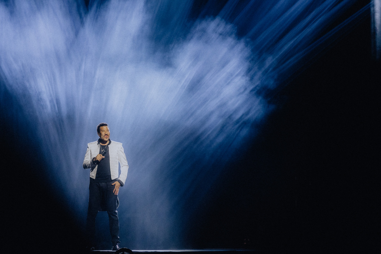 Lionel Richie – Lionel Richie.