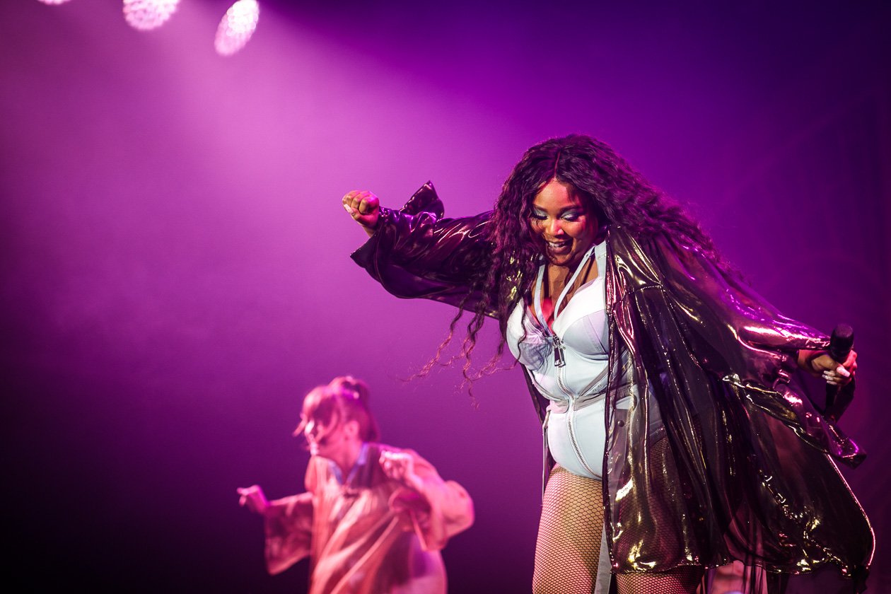 Die Rapperin und Aktivistin 2019 mit dem Album "Cuz I Love You" on tour. – Lizzo.