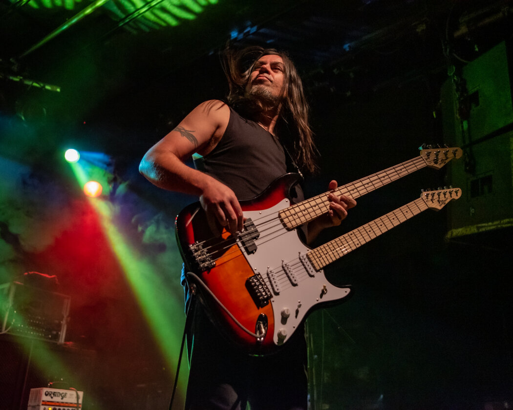 Bluesrock und einnehmende Bühnenpräsenz: Support für Nazareth. – Lord Bishop Rocks.