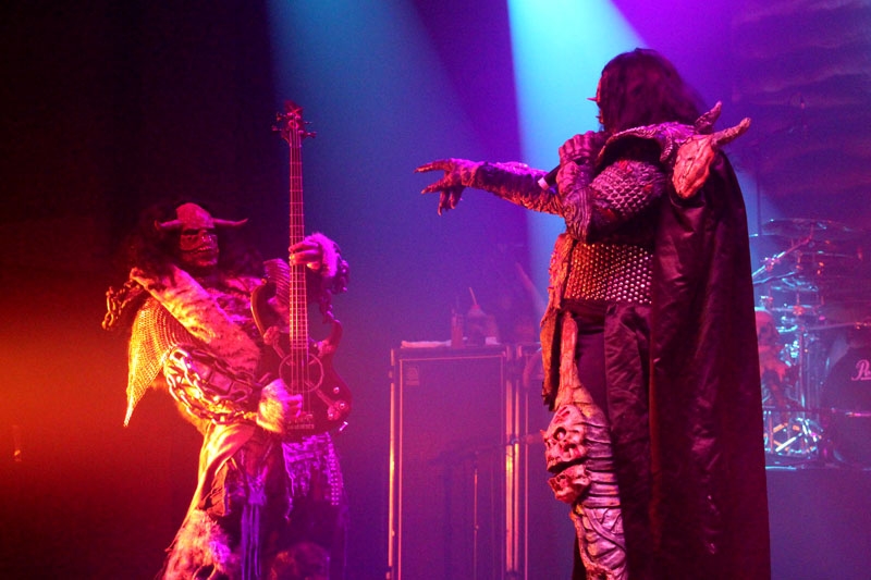 Rockten zum Abschluss die Halle – Ox und Lordi