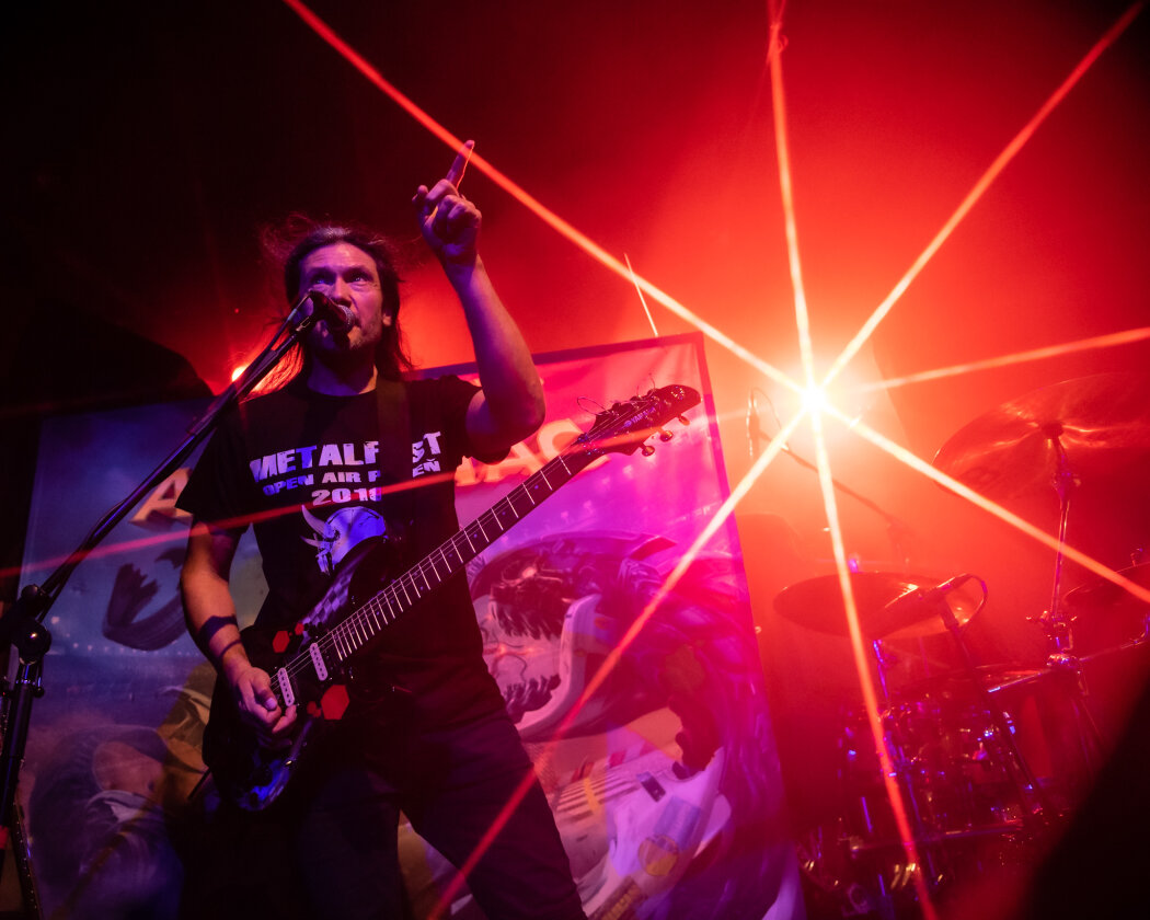 Lordi – Im ausverkauften Hirsch geben sich die Monster die Klinke in die Hand. Support: Dmytry aus Prag und ALMANAC. – Alamanac.